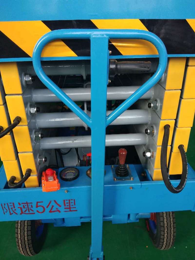 包头辅助行走式升降平台